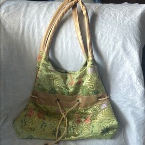 Elegant Green and Tan Women's Bag